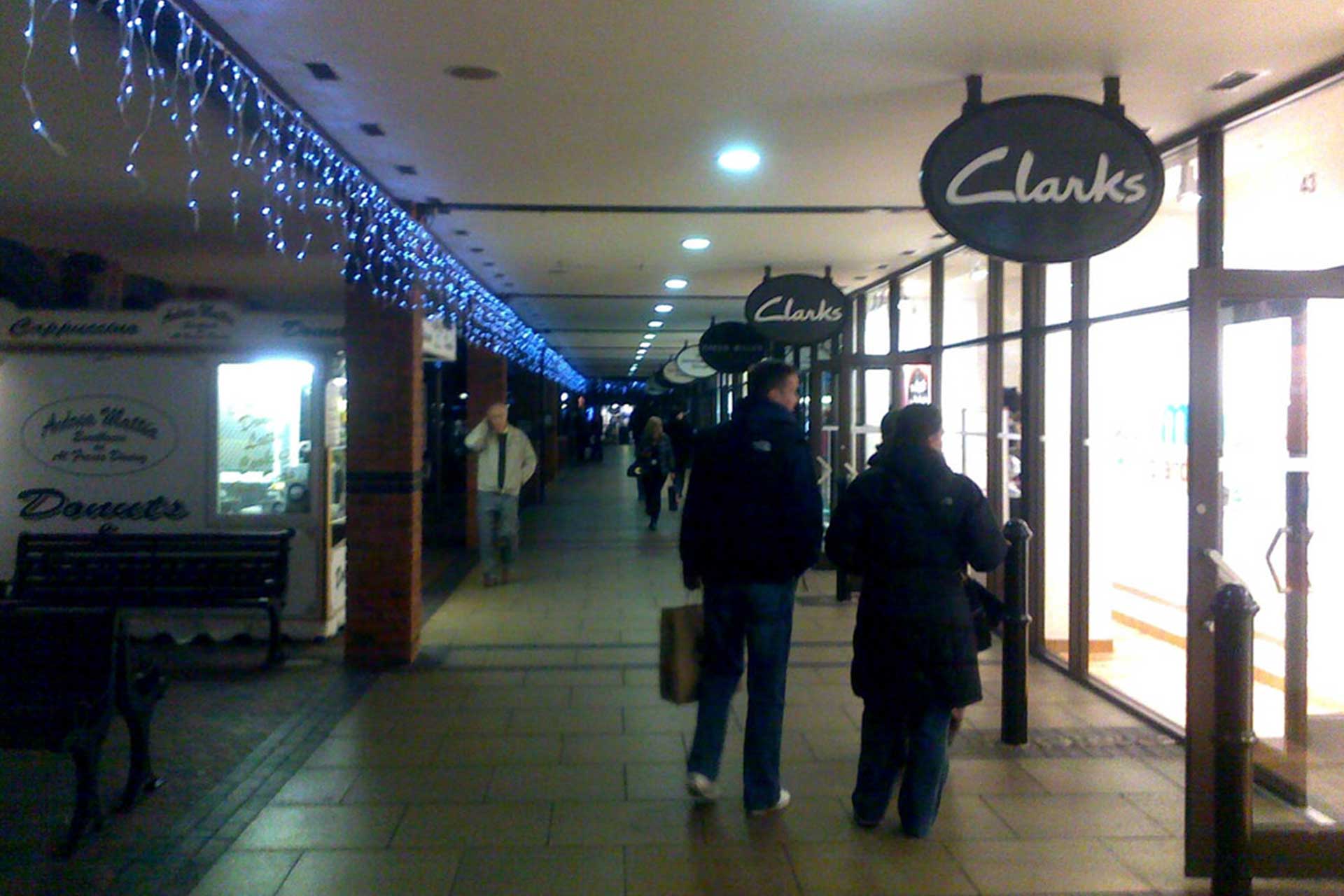 clarks at cheshire oaks