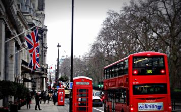The Pitfalls Of Traveling Around UK On Public Transport