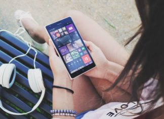 Smartphones Are Now An Important Social Tool