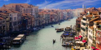 Touring Italy – 3 Absolutely Gorgeous Places To Visit Touring Italy