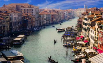 Touring Italy – 3 Absolutely Gorgeous Places To Visit Touring Italy