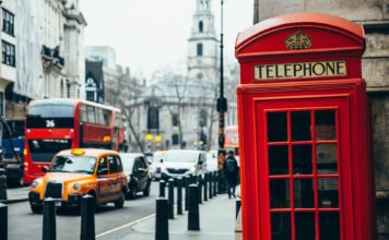 Cars to be banned from half of roads in London’s Square Mile and speed limit slashed to 15 mph Cars to be banned from half of roads in London Square Mile