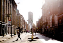 Choosing the Right Coworking Space in London with Servcorp Coworking Space