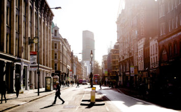 Choosing the Right Coworking Space in London with Servcorp Coworking Space