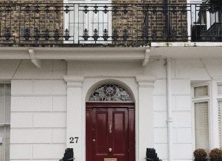 First Impressions: Perfecting your Hallway Perfecting your Hallway