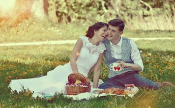 How to Plan a Romantic Honeymoon