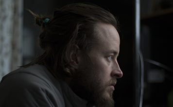 Benefits Of Beard Straightener And Features To Look For Beard Straightener
