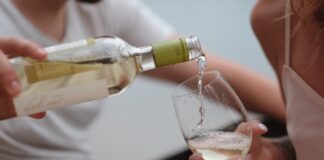 Top Tips For Buying Wine Online