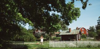 Warm Up Your Summer House This Spring Summerhouses