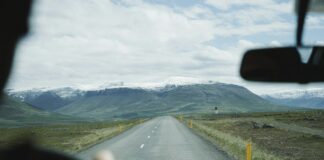 Comparative Analysis of Team Truck Driving vs. Solo Driving at HMD Trucking HMD Trucking