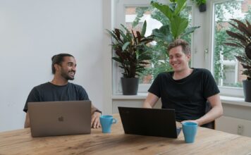 Understanding Currency Fluctuations: Tips for Investors Investors