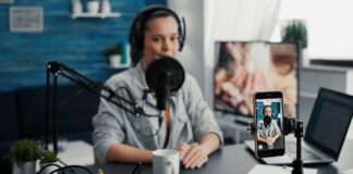 Changing Listening Habits: How Online Radio Has Transformed Music Consumption and Listener Expectations online radio
