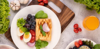 Delicious and Nutritious Healthy Brunch Jalbite Snacks from Justalittlebite