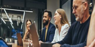 5 Ways UK Businesses Are Attracting and Retaining Top Talent UK Businesses