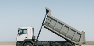 Understanding the benefits of heavy-duty tipper trucks in construction projects tipper trucks